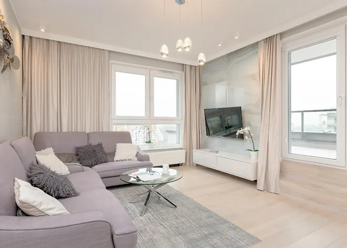 Spacious And Cozy Two Bedrooms Apartment By Rent Like Home